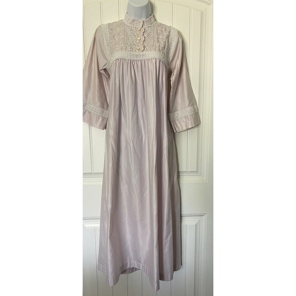 Slumbertogs Other - Julie Slumbertogs Womens Size S/P Vintage Satin Lace long Pink Nightgown